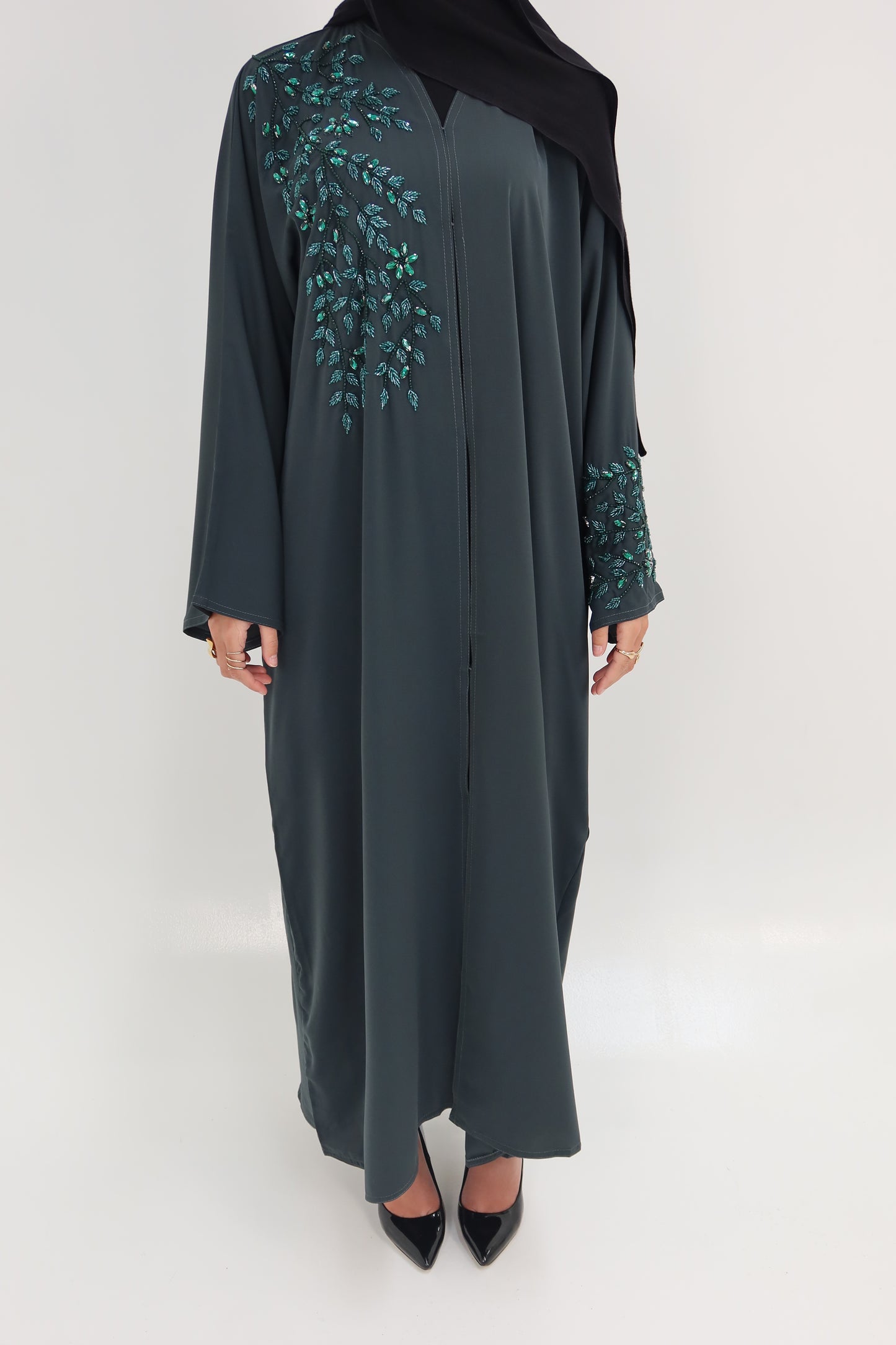 Najma abayah