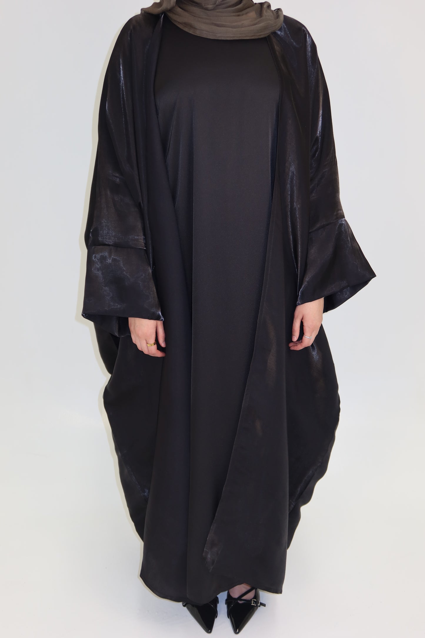 Layla abayah set