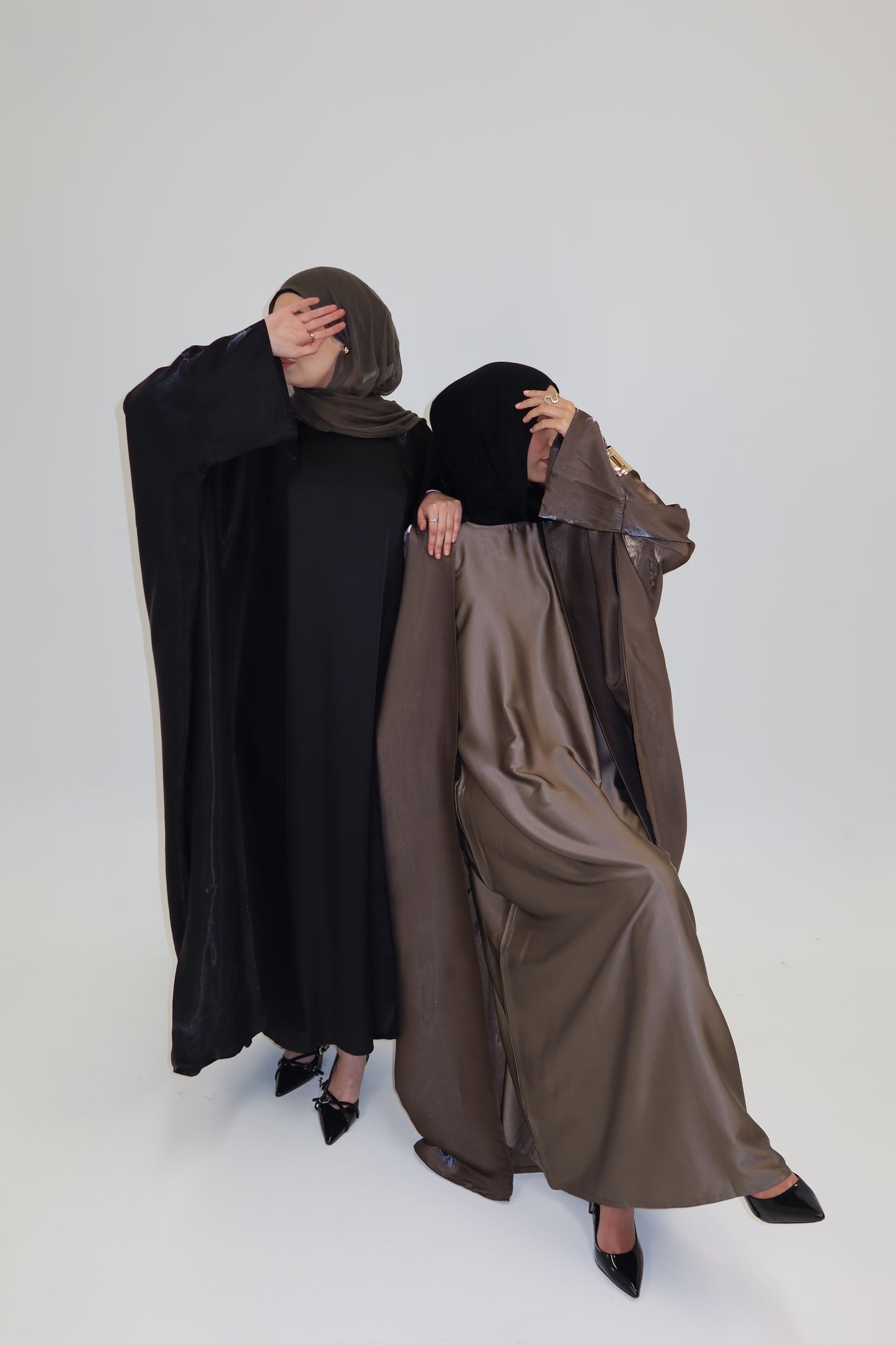 Layla abayah set