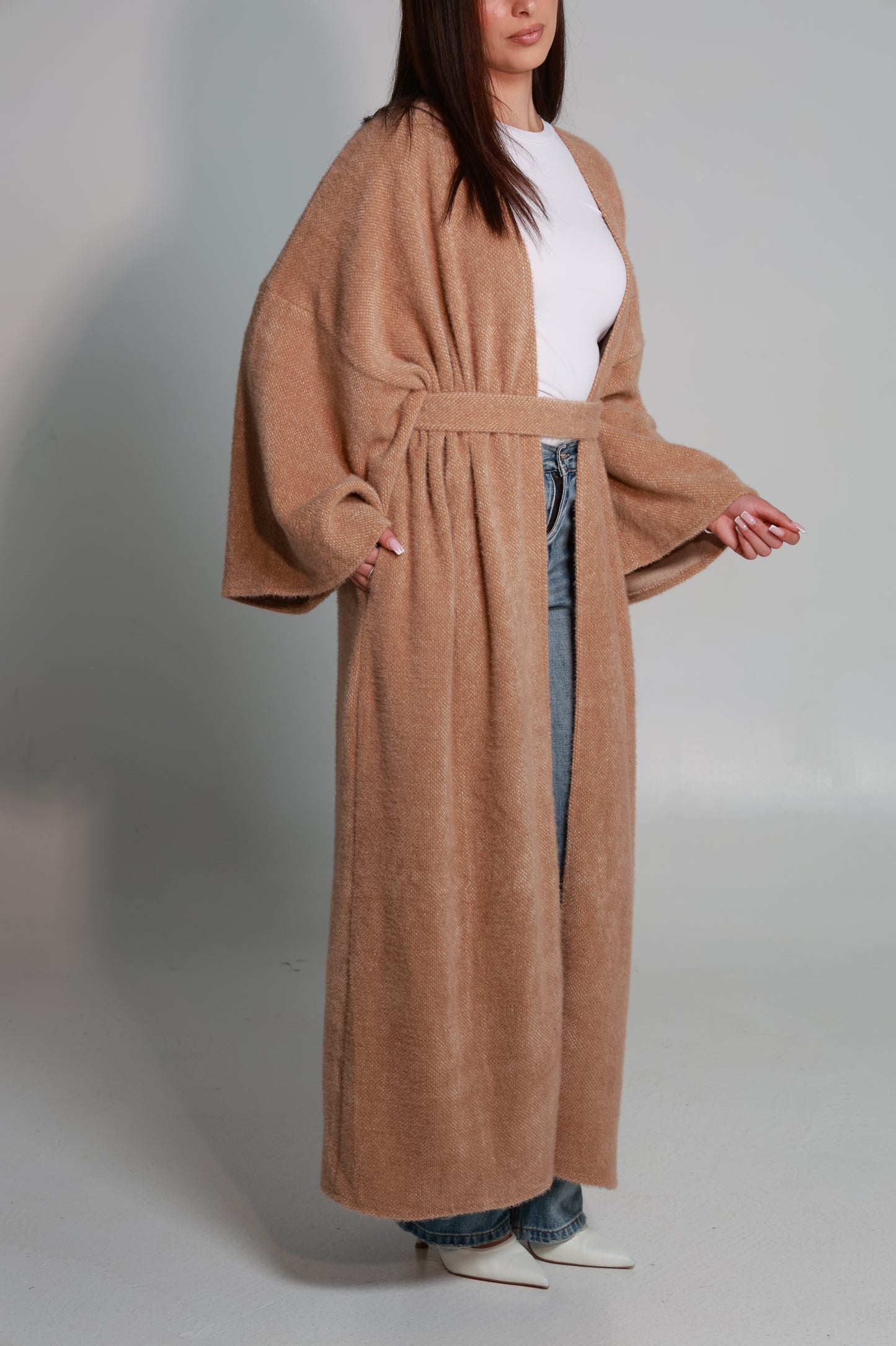 Aura knit abayah