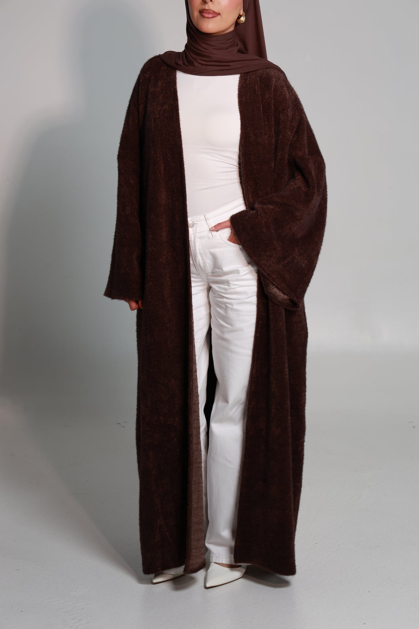 Aura knit abayah
