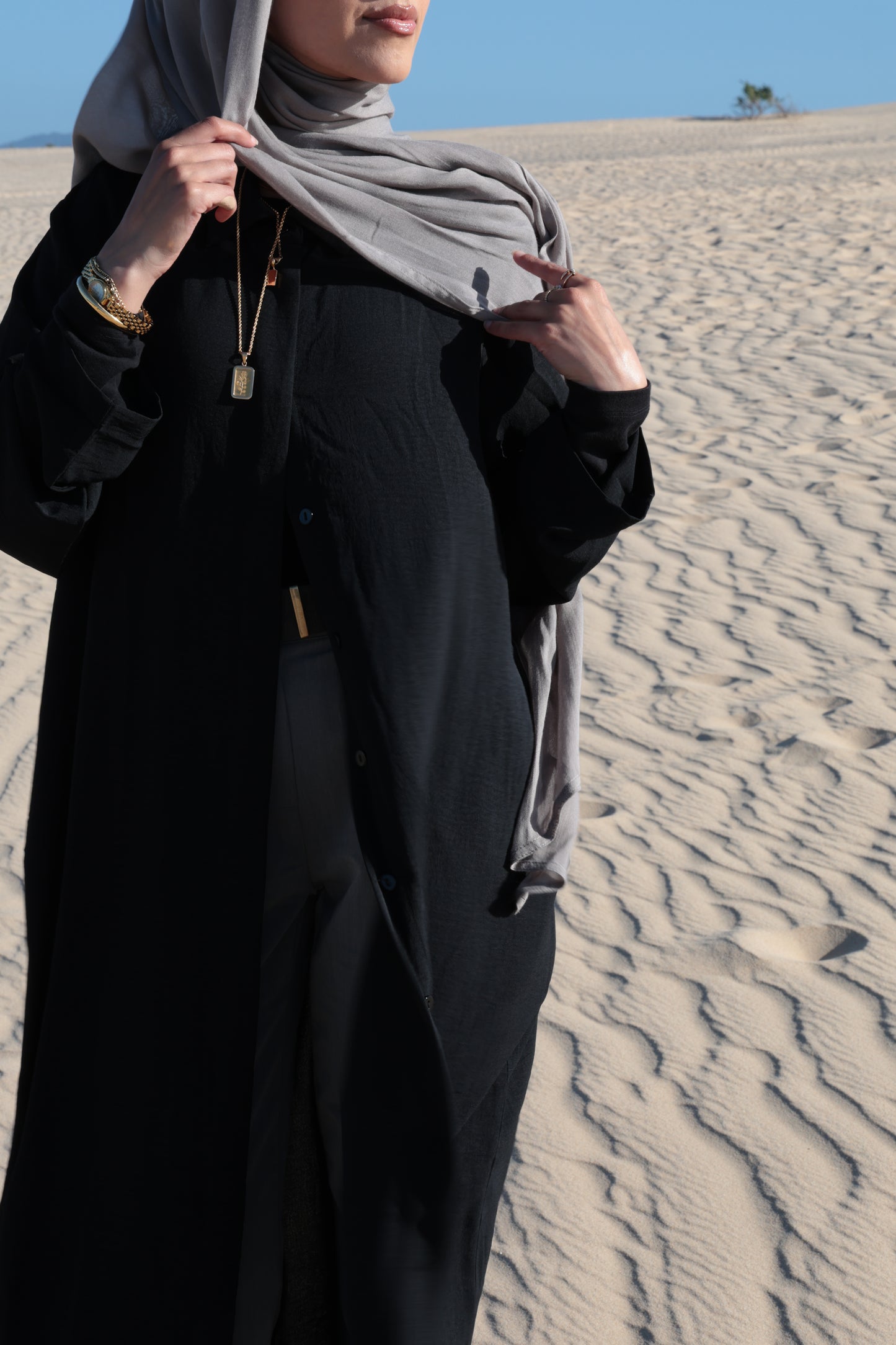 Button-up Abayah